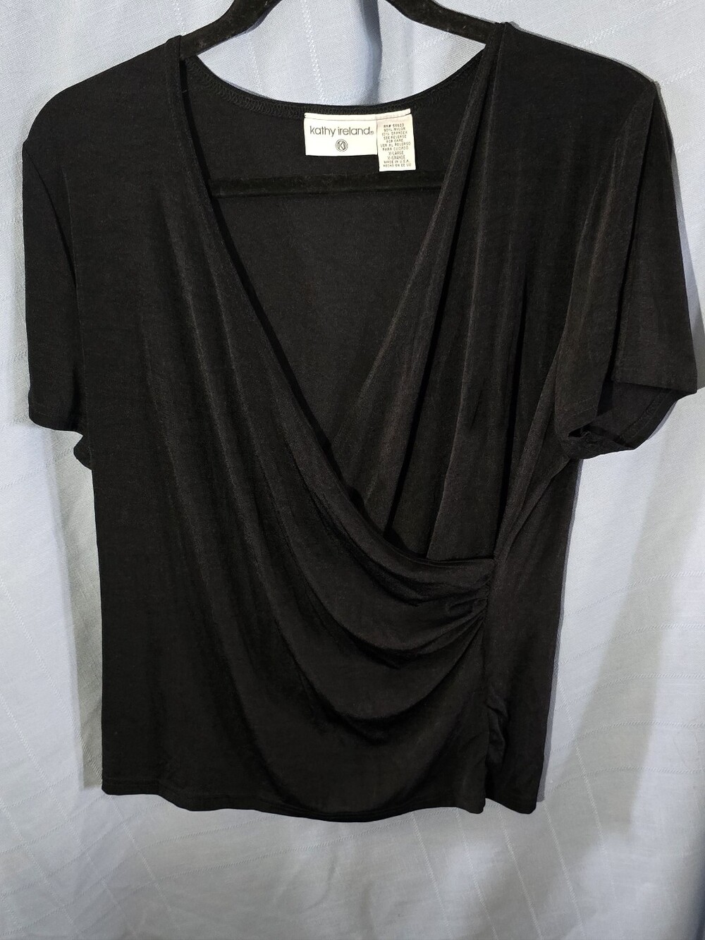 kathy ireland Black Draped Short Sleeve Top